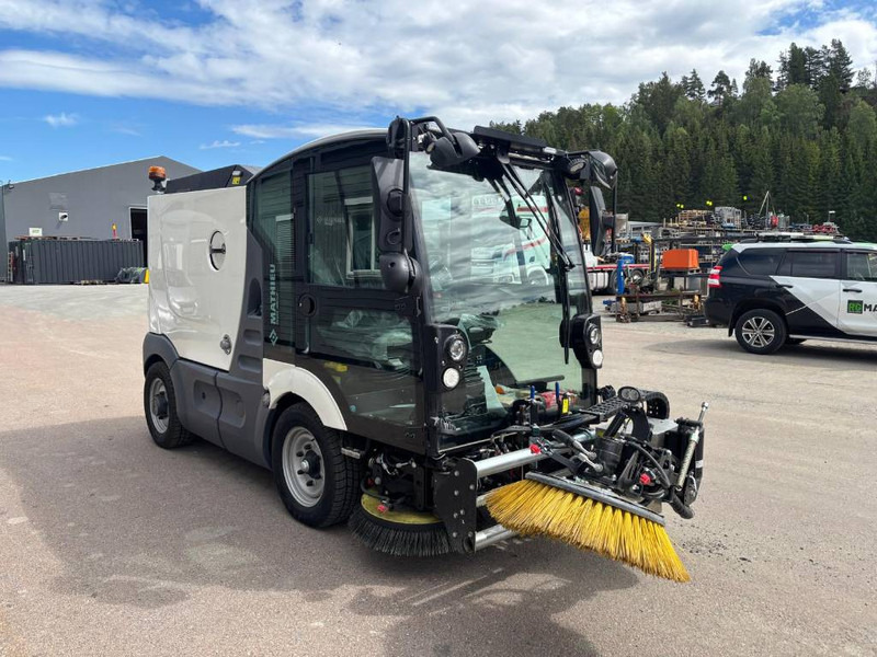 Mathieu MS-210 Azura Flex Street Sweeper - Barredora vial: foto 2 Mathieu MS-210 Azura Flex Street Sweeper - Barredora vial: foto 2