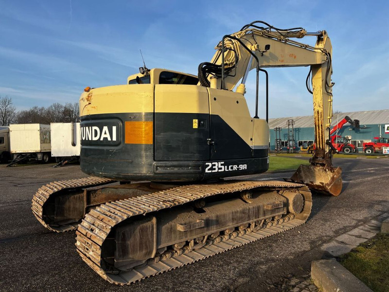 Excavadora de cadenas Hyundai Robex 235LCR-9A: foto 6 Excavadora de cadenas Hyundai Robex 235LCR-9A: foto 6