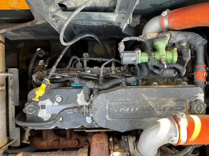 Excavadora de cadenas Hyundai Robex 235LCR-9A: foto 13 Excavadora de cadenas Hyundai Robex 235LCR-9A: foto 13