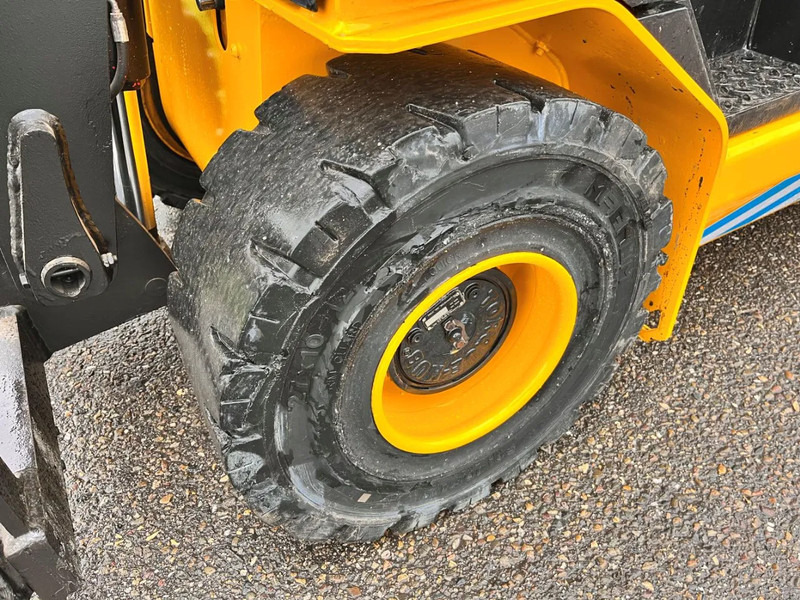 Cargadora de ruedas telescópica JCB TLT30-19E: foto 9