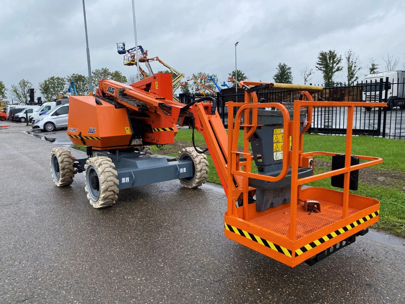 JLG 340AJ - Plataforma articulada: foto 4 JLG 340AJ - Plataforma articulada: foto 4