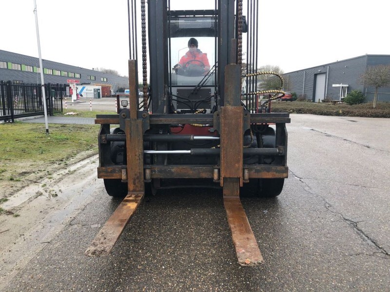 Carretilla elevadora diésel Kalmar DCE 120-6: foto 9