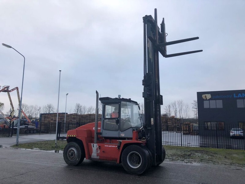 Kalmar DCE 120-6 - Carretilla elevadora diésel: foto 5 Kalmar DCE 120-6 - Carretilla elevadora diésel: foto 5