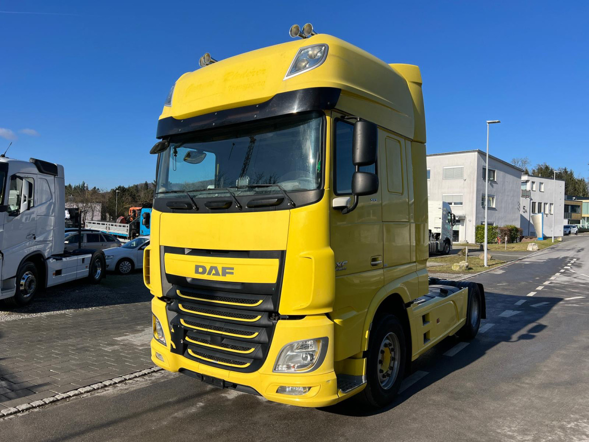 DAF XF510 4x2 - Cabeza tractora: foto 1 DAF XF510 4x2 - Cabeza tractora: foto 1