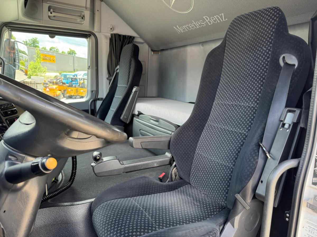 Cabeza tractora MERCEDES Actros 1848 4x2: foto 12 Cabeza tractora MERCEDES Actros 1848 4x2: foto 12