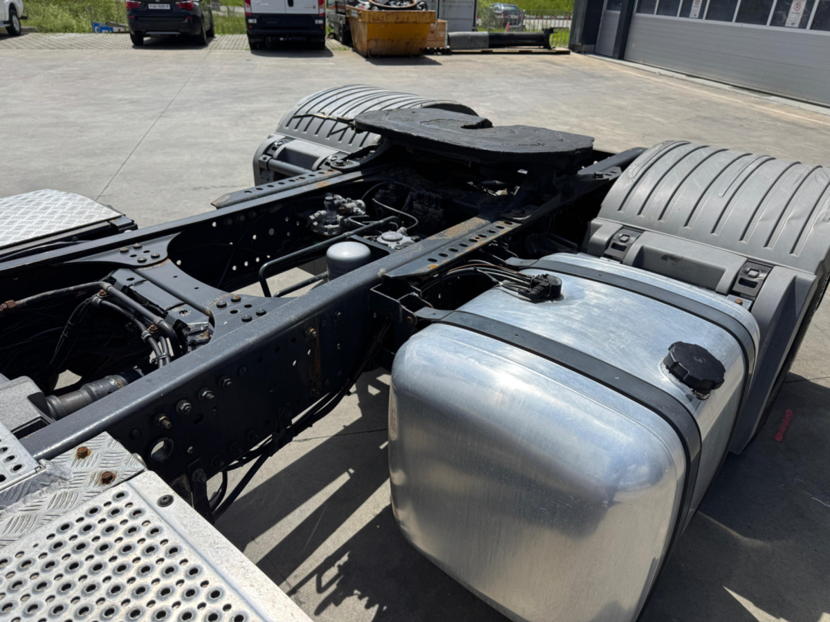 Cabeza tractora MERCEDES Actros 1848 4x2: foto 9 Cabeza tractora MERCEDES Actros 1848 4x2: foto 9