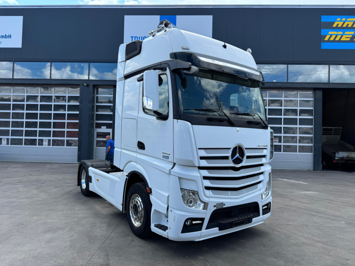 MERCEDES Actros 1853 4x2 - Cabeza tractora: foto 3 MERCEDES Actros 1853 4x2 - Cabeza tractora: foto 3