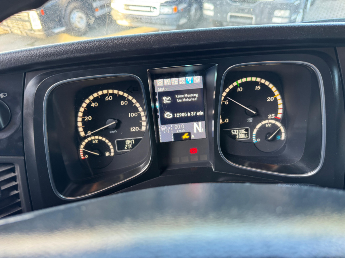 Leasing financiero de MERCEDES Actros 3358 6x4 120T leasing MERCEDES Actros 3358 6x4 120T: foto 16 Leasing financiero de MERCEDES Actros 3358 6x4 120T leasing MERCEDES Actros 3358 6x4 120T: foto 16