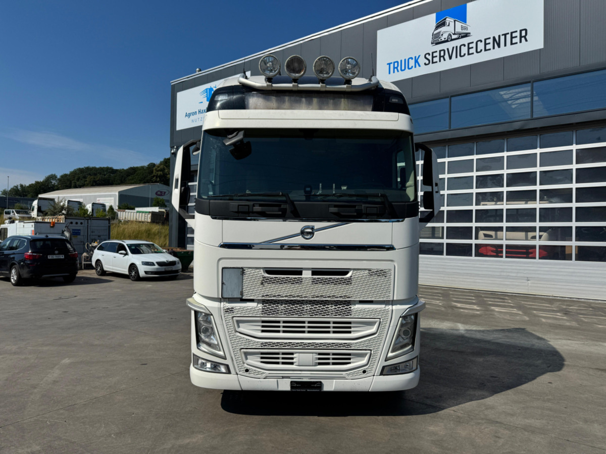 VOLVO FH-460 4x2 XXL - Cabeza tractora: foto 2 VOLVO FH-460 4x2 XXL - Cabeza tractora: foto 2