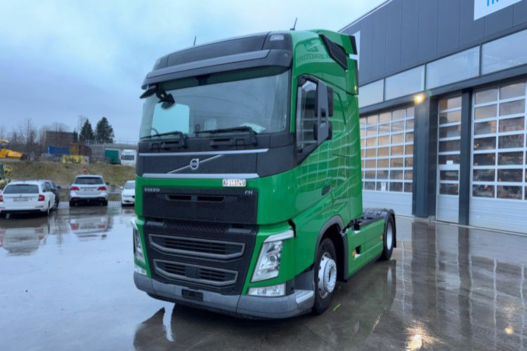 Volvo FH-420 4x2 Retarder - Cabeza tractora: foto 1 Volvo FH-420 4x2 Retarder - Cabeza tractora: foto 1