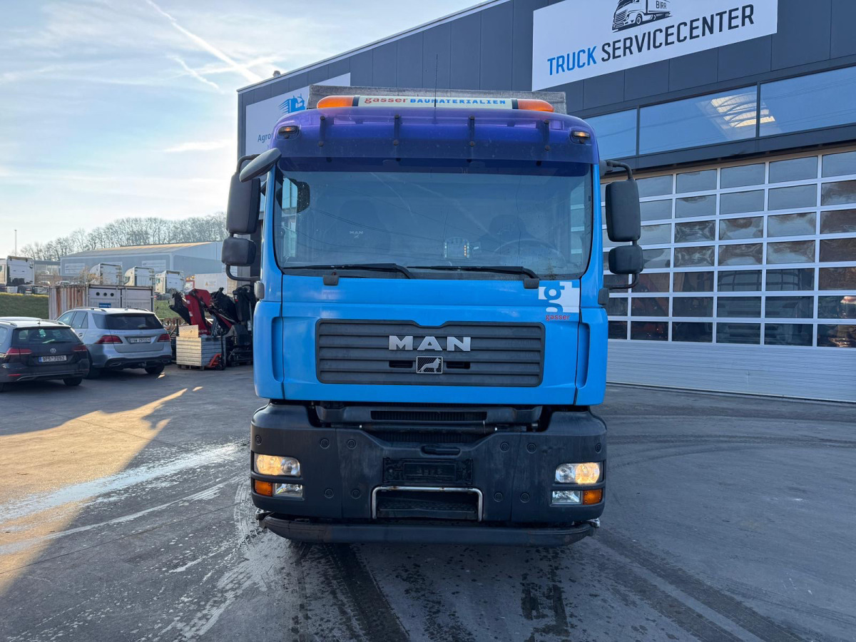 MAN TGA 26.440 6x2 - Camión lona: foto 2 MAN TGA 26.440 6x2 - Camión lona: foto 2