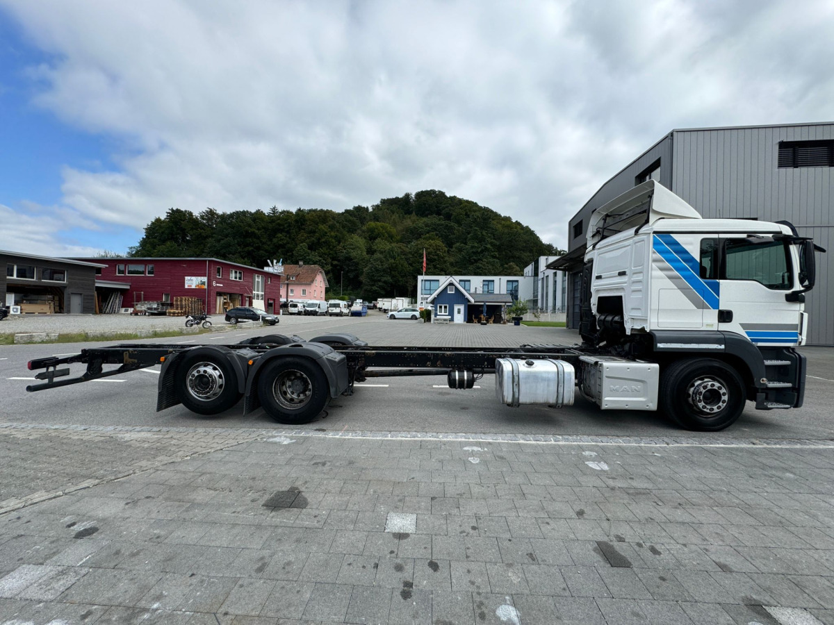 MAN TGS 26.440 6x2 Chassis - Chasis camión: foto 4 MAN TGS 26.440 6x2 Chassis - Chasis camión: foto 4