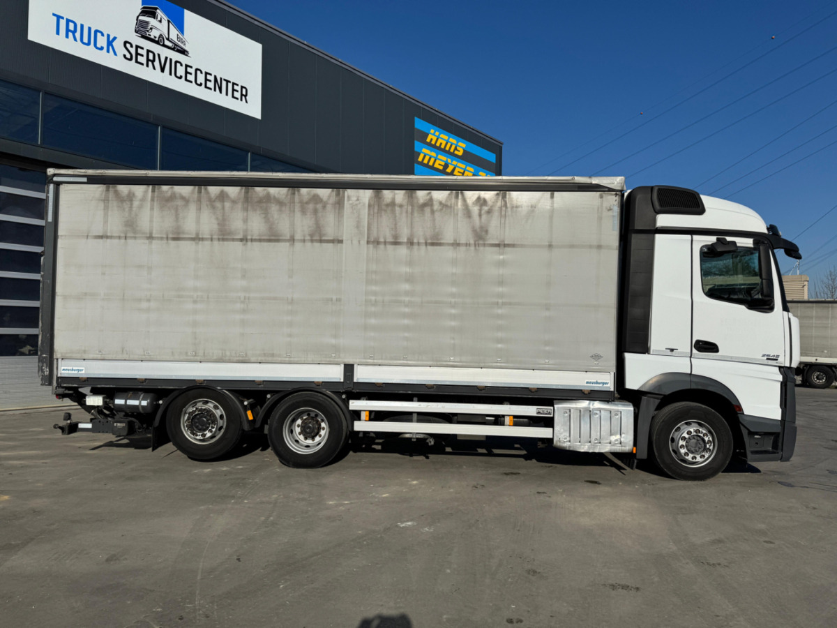MERCEDES Actros 2545 6x2 - Camión lona: foto 4 MERCEDES Actros 2545 6x2 - Camión lona: foto 4