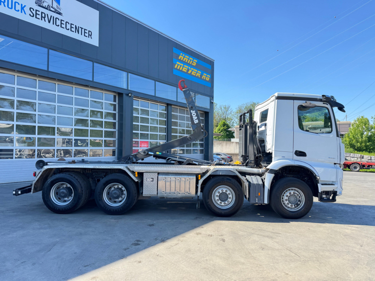 MERCEDES Arocs 3251 8x4 - Multibasculante camión: foto 4 MERCEDES Arocs 3251 8x4 - Multibasculante camión: foto 4