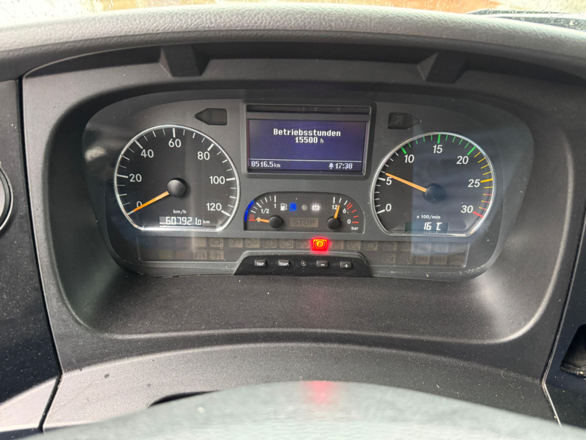 Camión lona MERCEDES Atego 1529 4x2: foto 12