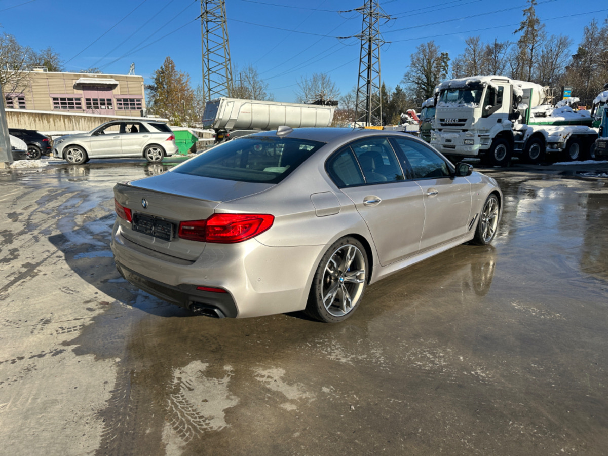 Marke BMW M550D xDrive - Sedan: foto 5 Marke BMW M550D xDrive - Sedan: foto 5