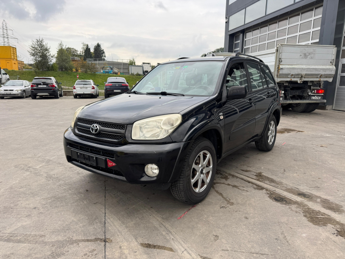 TOYOTA RAV4 2.0 4x4 - Coche: foto 1 TOYOTA RAV4 2.0 4x4 - Coche: foto 1