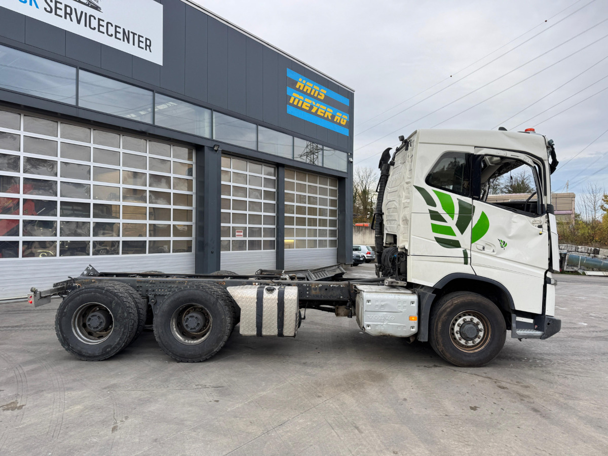 VOLVO FH16-650 6x6 X-Track Unfall - Chasis camión: foto 4 VOLVO FH16-650 6x6 X-Track Unfall - Chasis camión: foto 4