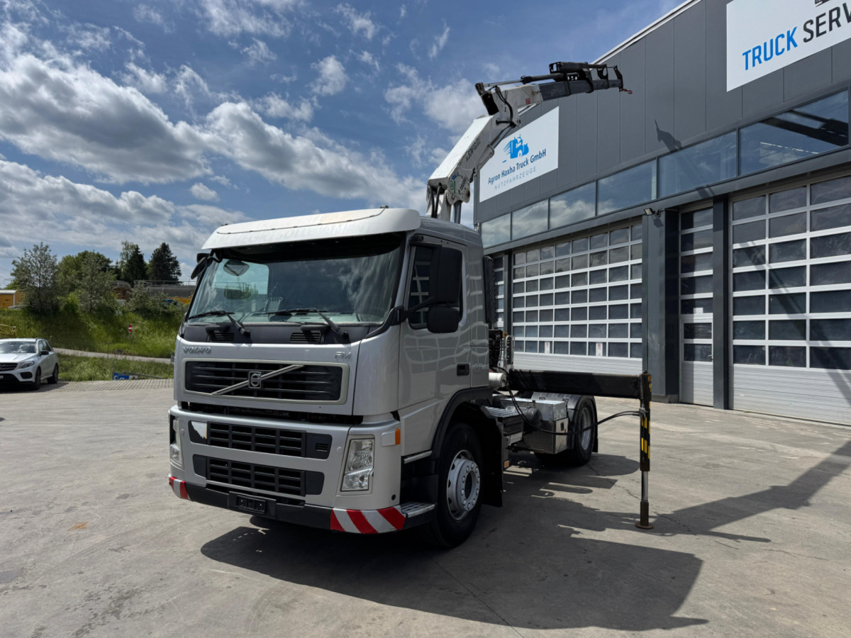 VOLVO FM-400 4x2 Bonfiglioli 15000-4 - Camión grúa: foto 5 VOLVO FM-400 4x2 Bonfiglioli 15000-4 - Camión grúa: foto 5