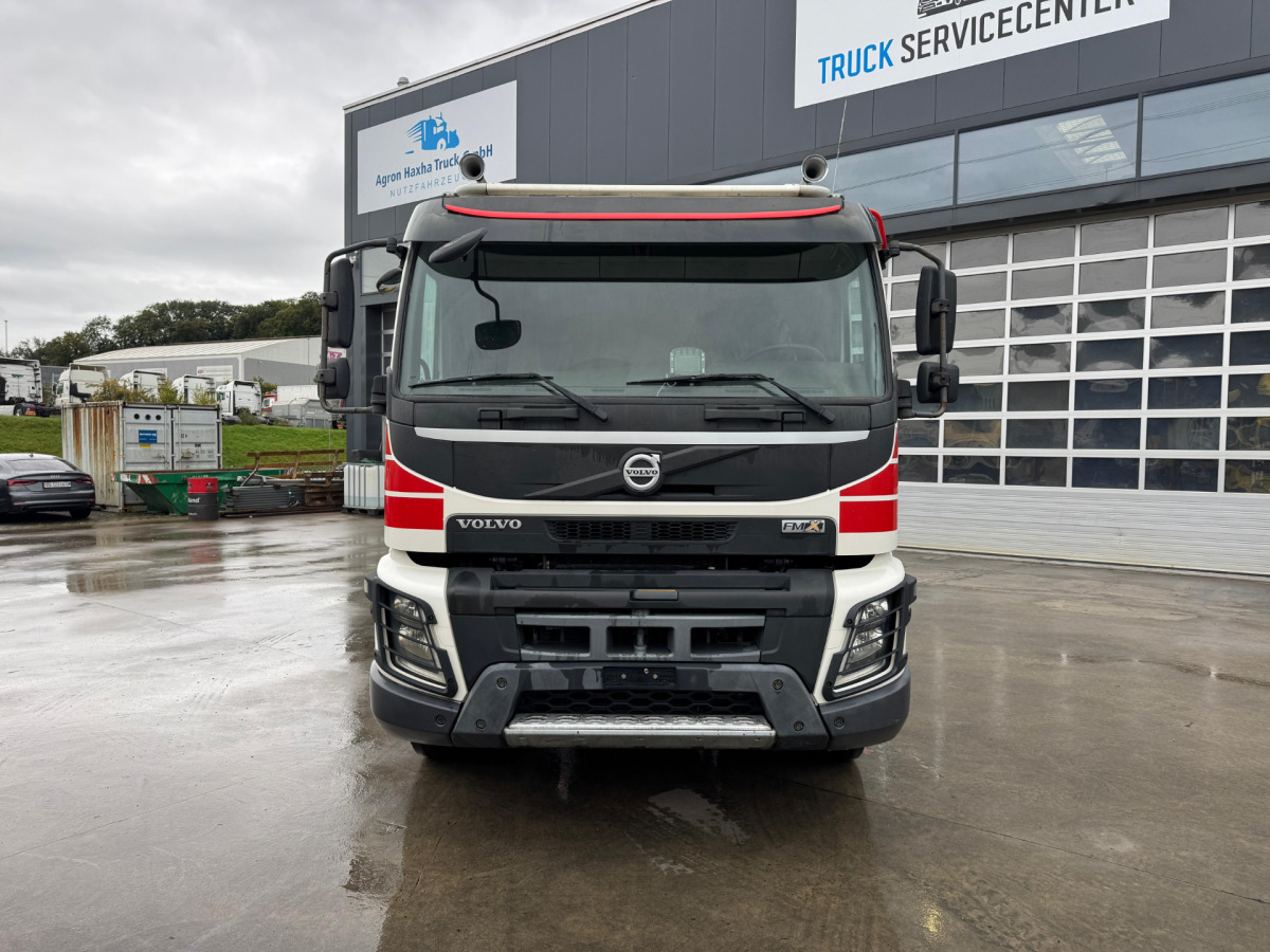 VOLVO FMX-540 10x4 - Chasis camión: foto 2 VOLVO FMX-540 10x4 - Chasis camión: foto 2