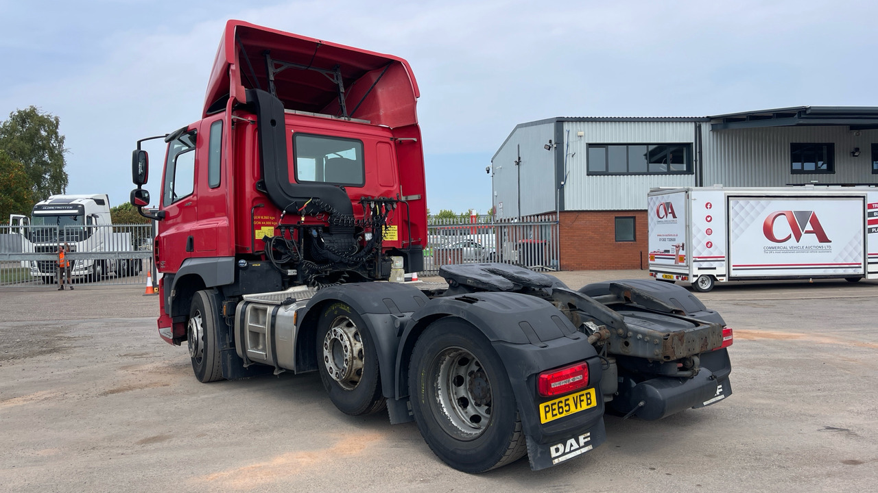 DAF CF 440 - Cabeza tractora: foto 3 DAF CF 440 - Cabeza tractora: foto 3