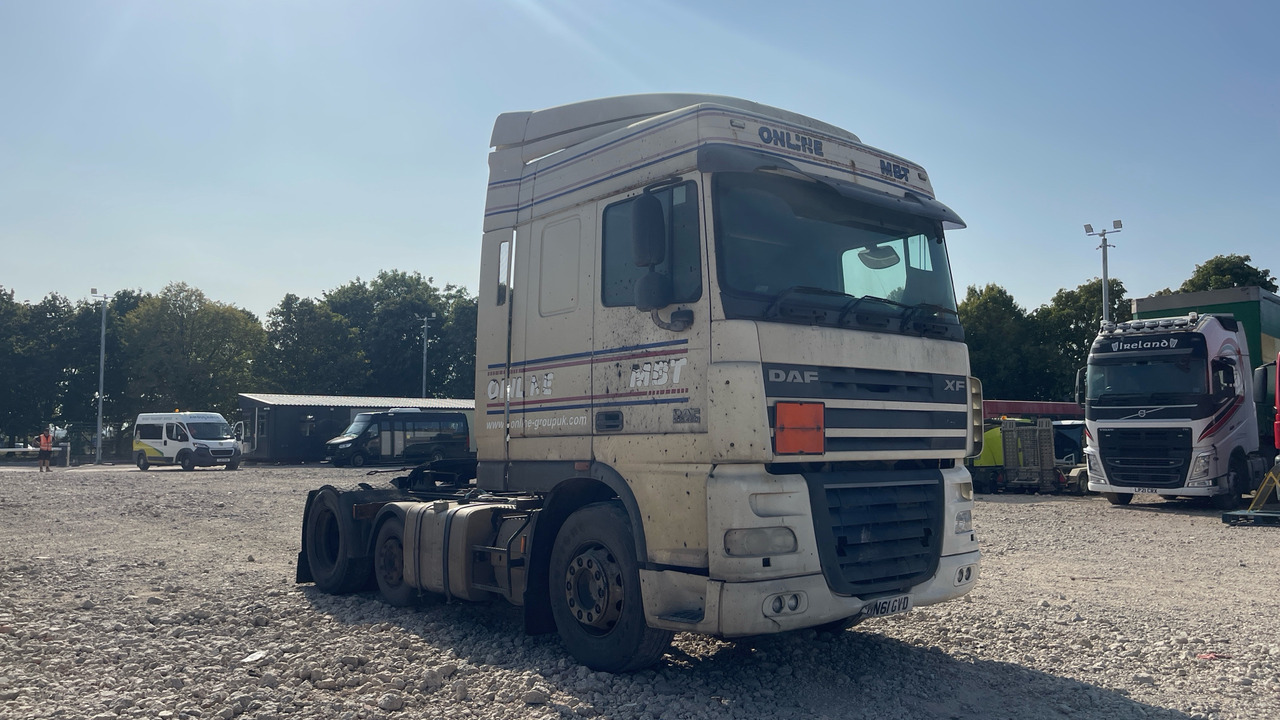 DAF XF 105.460 - Cabeza tractora: foto 2 DAF XF 105.460 - Cabeza tractora: foto 2