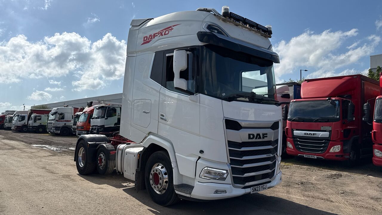 DAF XG + 530 - Cabeza tractora: foto 1 DAF XG + 530 - Cabeza tractora: foto 1
