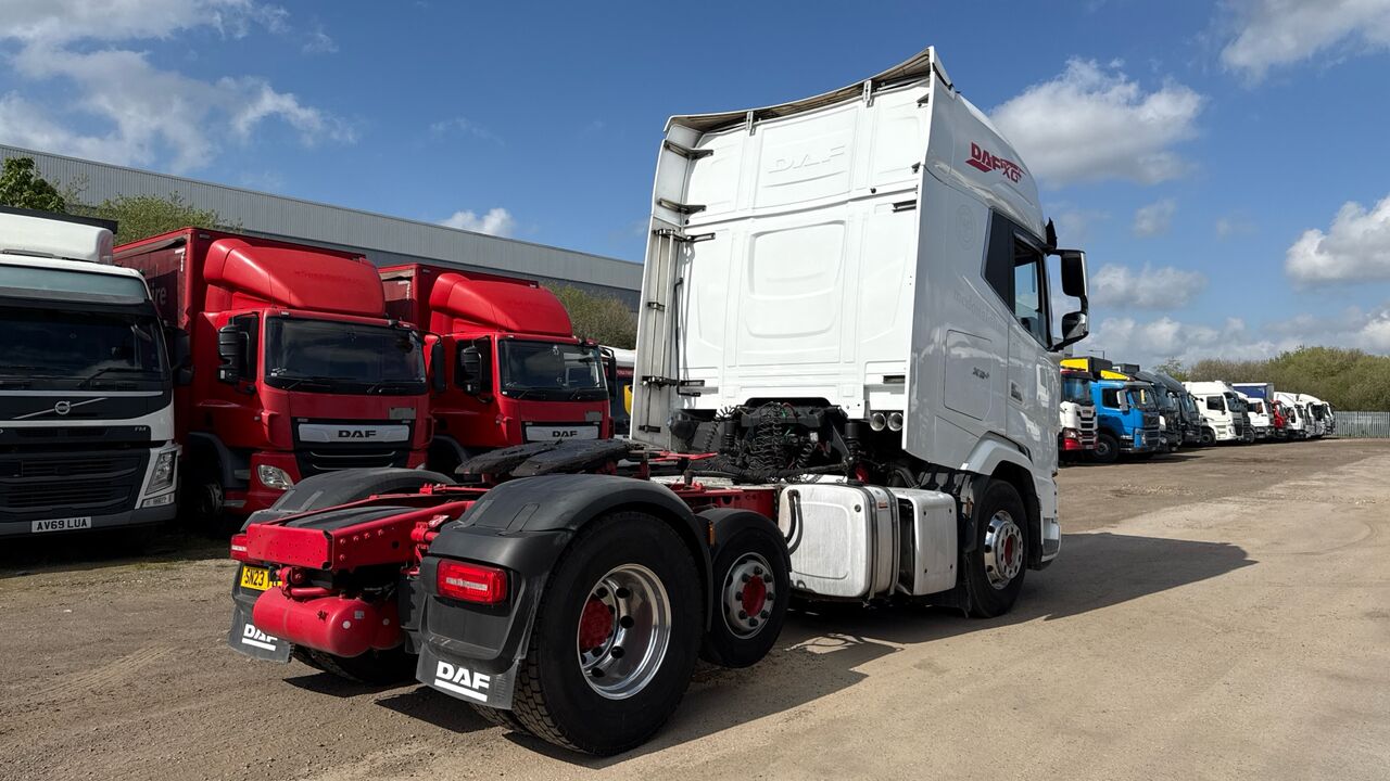 DAF XG + 530 - Cabeza tractora: foto 4 DAF XG + 530 - Cabeza tractora: foto 4