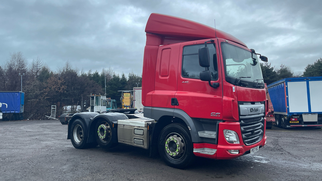 Daf CF 440 - Cabeza tractora: foto 1 Daf CF 440 - Cabeza tractora: foto 1