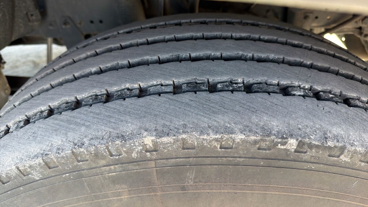 Cabeza tractora Daf XF 480: foto 26
