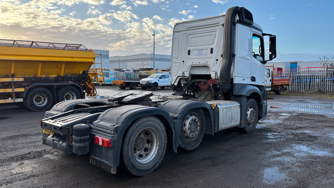 MERCEDES-BENZ ACTROS 2545 - Cabeza tractora: foto 4 MERCEDES-BENZ ACTROS 2545 - Cabeza tractora: foto 4
