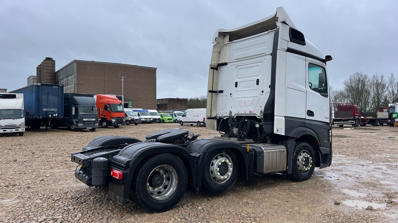 Mercedes-Benz Actros 2545 - Cabeza tractora: foto 4 Mercedes-Benz Actros 2545 - Cabeza tractora: foto 4
