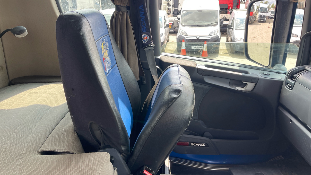 Cabeza tractora SCANIA R 400: foto 8