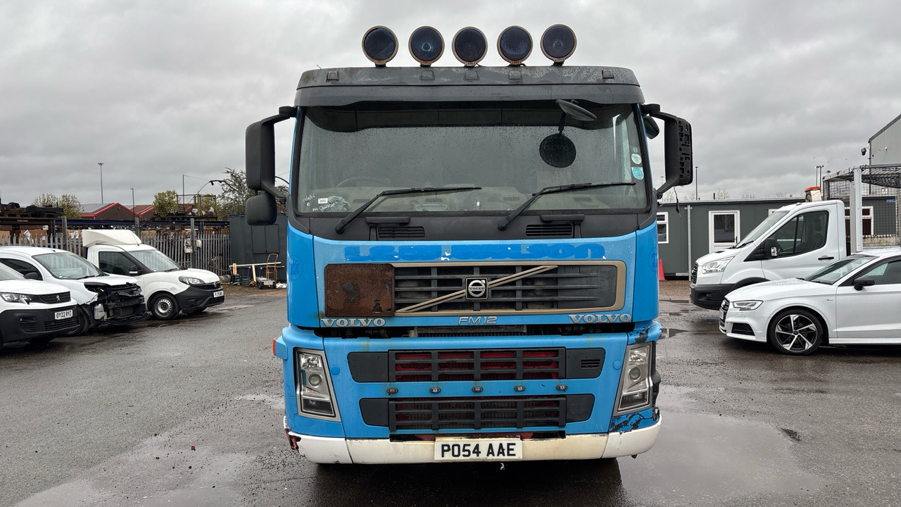 Cabeza tractora VOLVO FM 12: foto 29