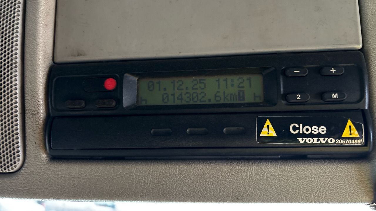 Cabeza tractora VOLVO FM 12: foto 10