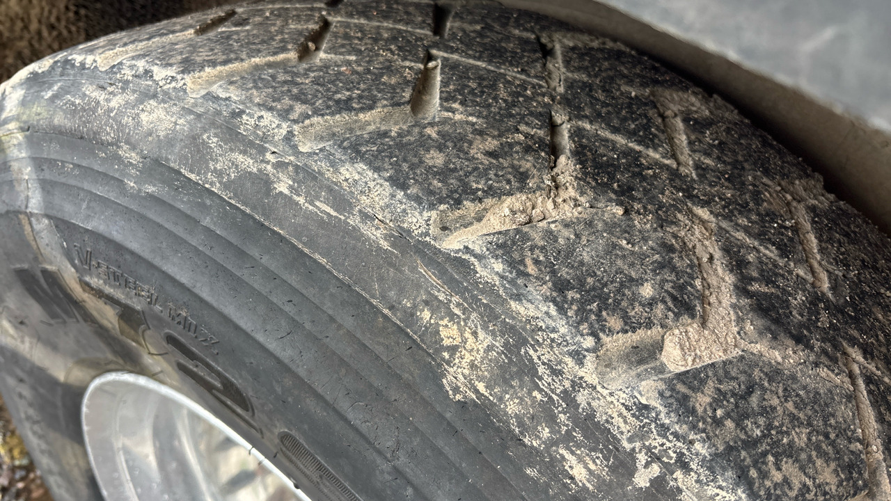 Cabeza tractora VOLVO FM 12: foto 20