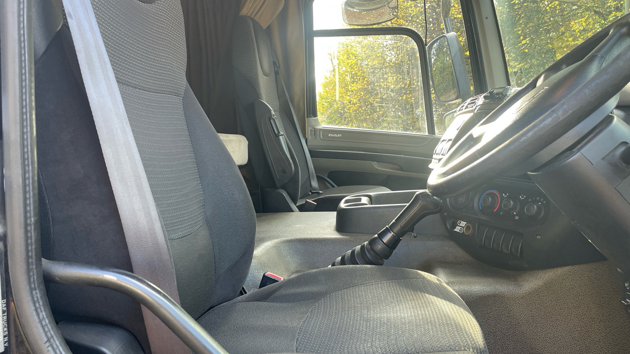 DAF CF 65 - Camión caja cerrada: foto 5 DAF CF 65 - Camión caja cerrada: foto 5