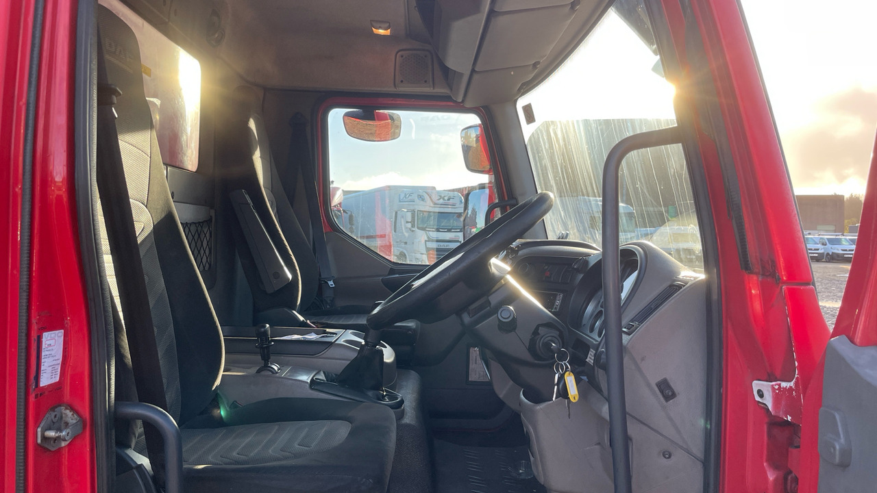 DAF LF 45.140 - Camión caja cerrada: foto 5 DAF LF 45.140 - Camión caja cerrada: foto 5