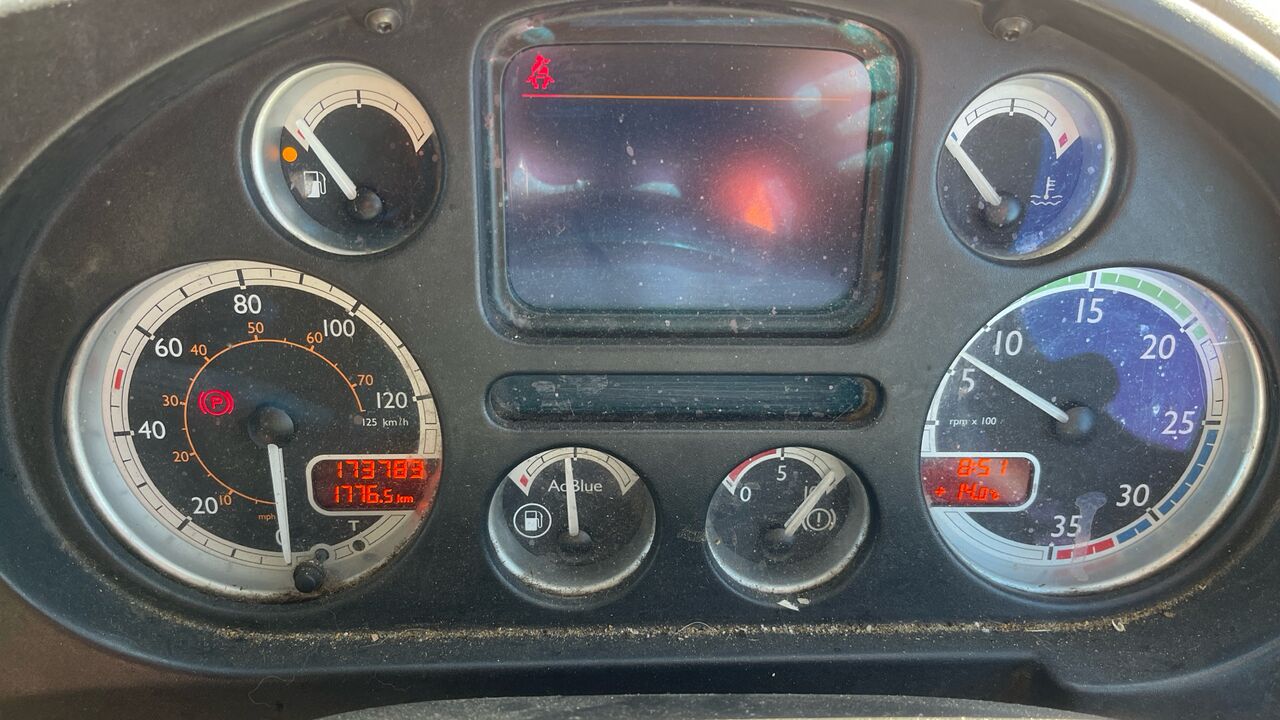 Volquete camión DAF LF 45.160: foto 6 Volquete camión DAF LF 45.160: foto 6