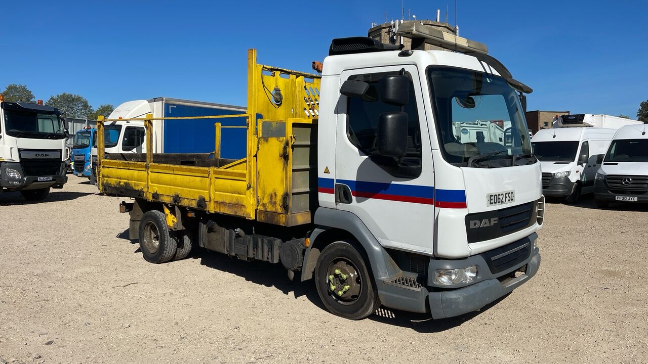 DAF LF 45.160 - Volquete camión: foto 1 DAF LF 45.160 - Volquete camión: foto 1