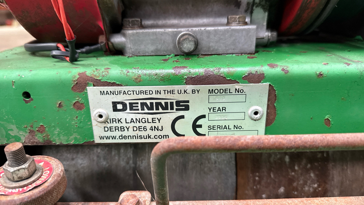 DENNIS FT 510 PEDESTRIAN CYLINDER MOWER WITH 9K UNIT AND GRASS BOX - Equipo de construcción: foto 5 DENNIS FT 510 PEDESTRIAN CYLINDER MOWER WITH 9K UNIT AND GRASS BOX - Equipo de construcción: foto 5