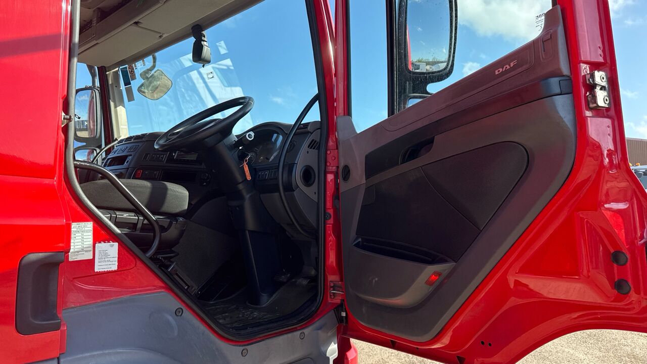Daf CF 250 - Camión lona: foto 5 Daf CF 250 - Camión lona: foto 5