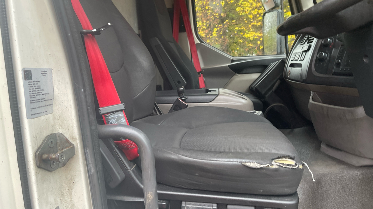 Daf LF 230 - Camión lona: foto 5 Daf LF 230 - Camión lona: foto 5