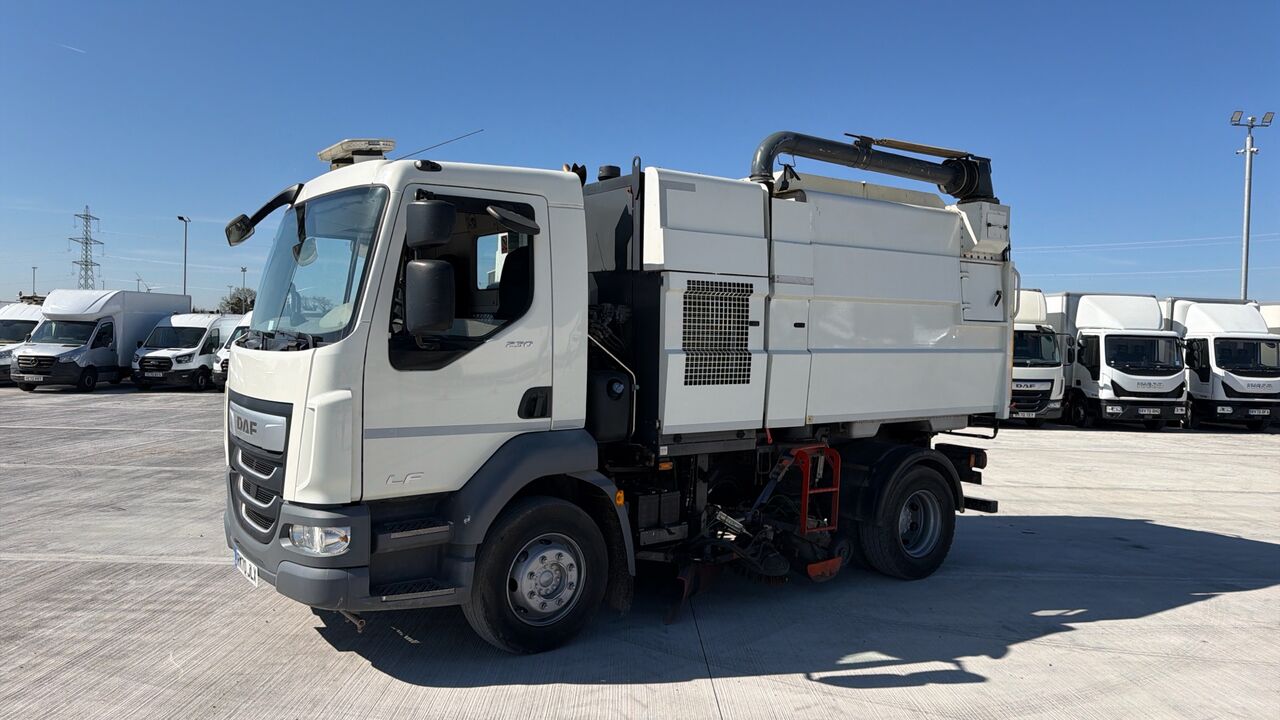 Daf LF 230 - Barredora vial: foto 1 Daf LF 230 - Barredora vial: foto 1
