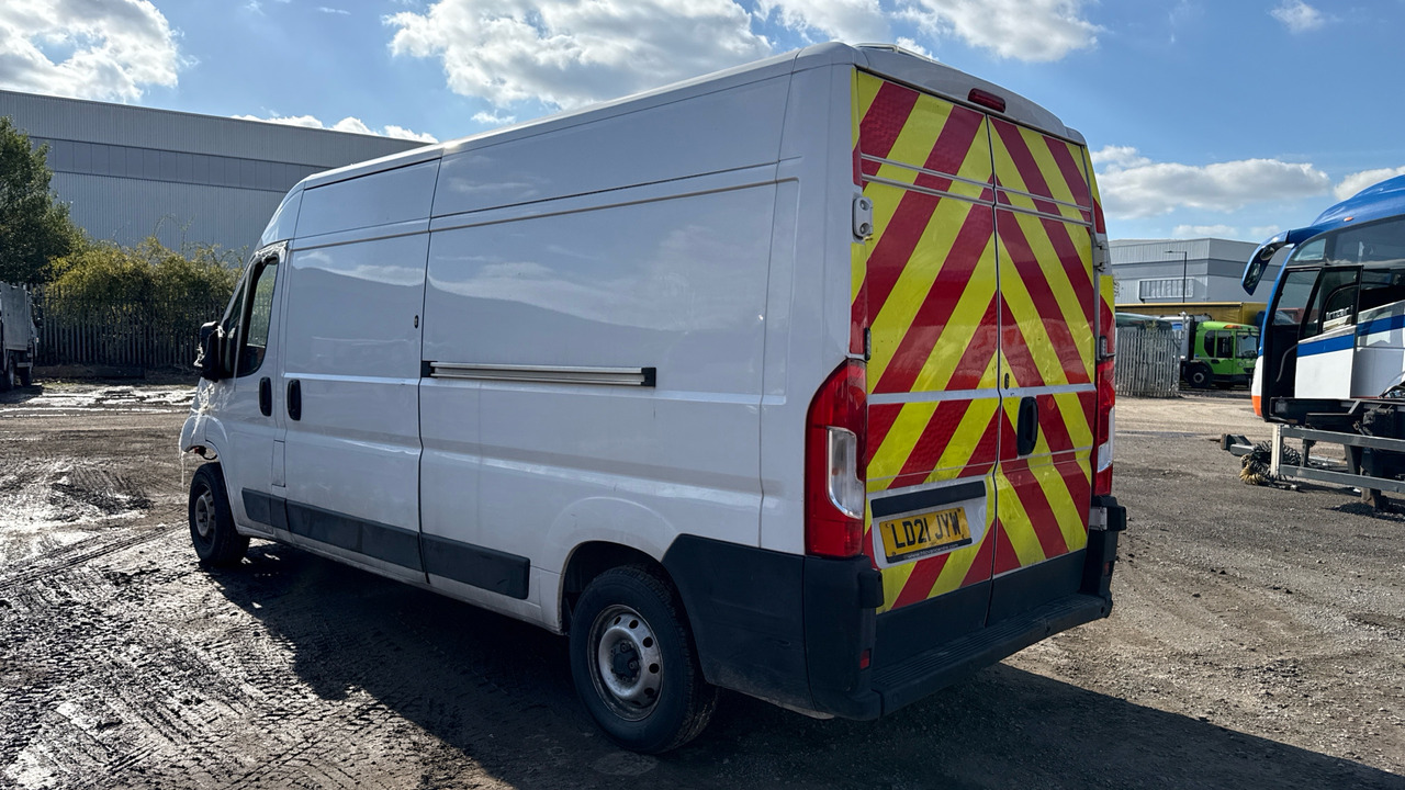 FIAT DUCATO 2.3 Multijet 140PS - Furgón: foto 4 FIAT DUCATO 2.3 Multijet 140PS - Furgón: foto 4