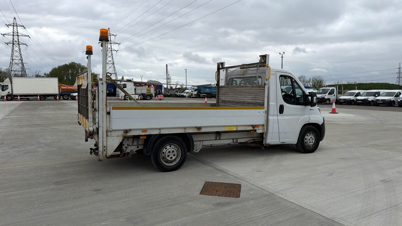 FIAT DUCATO MAXI 35 II 2.3 MULTIJET 130PS - Caja abierta furgoneta: foto 4 FIAT DUCATO MAXI 35 II 2.3 MULTIJET 130PS - Caja abierta furgoneta: foto 4