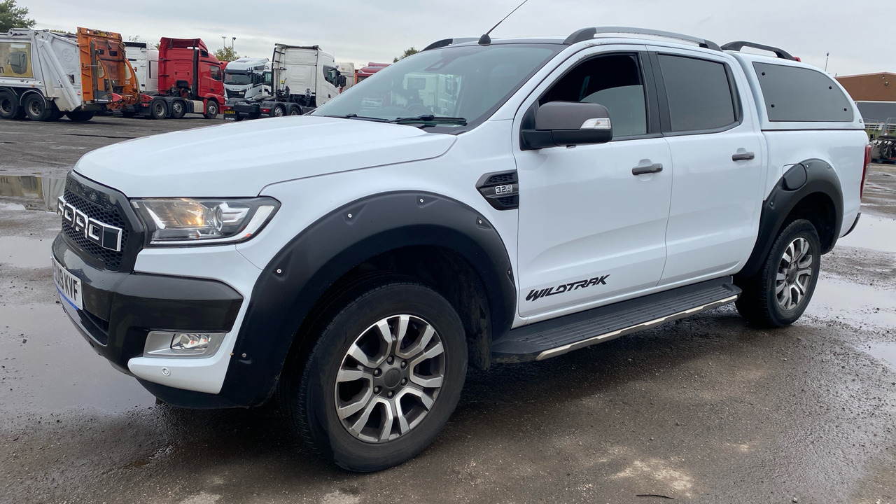 FORD RANGER Wildtrak 3.2 TDCi 200PS - Pick-up, Furgoneta combi: foto 2 FORD RANGER Wildtrak 3.2 TDCi 200PS - Pick-up, Furgoneta combi: foto 2