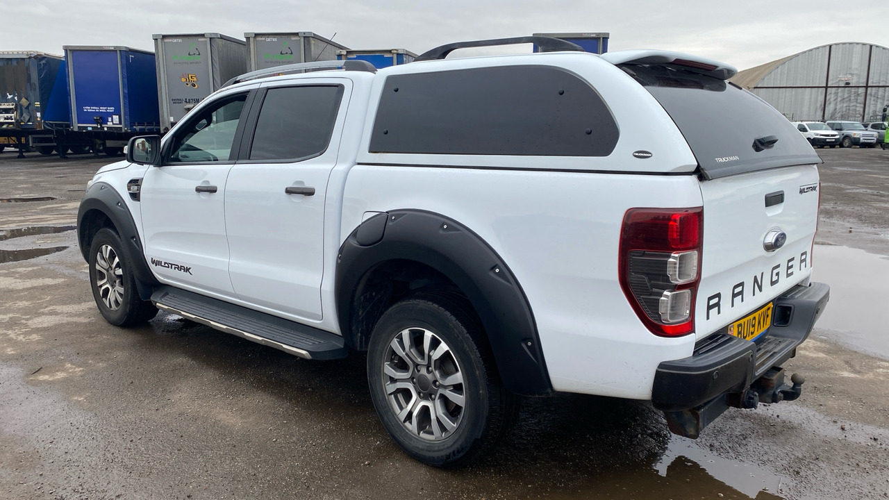 FORD RANGER Wildtrak 3.2 TDCi 200PS - Pick-up, Furgoneta combi: foto 3 FORD RANGER Wildtrak 3.2 TDCi 200PS - Pick-up, Furgoneta combi: foto 3