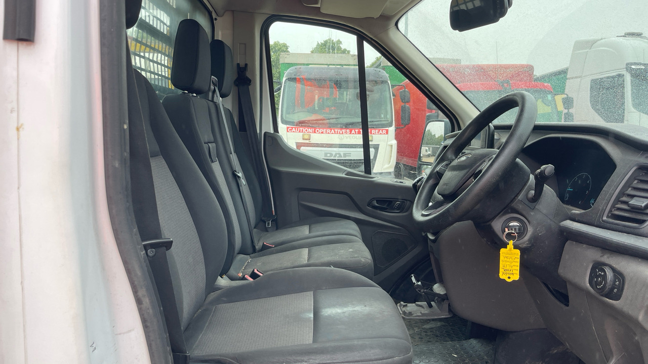 FORD TRANSIT 350 2.0 ECOBLUE 130PS - Caja abierta furgoneta: foto 5 FORD TRANSIT 350 2.0 ECOBLUE 130PS - Caja abierta furgoneta: foto 5