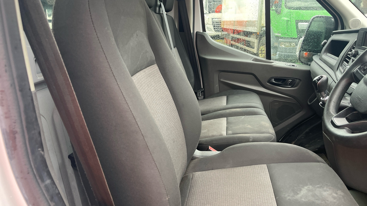 FORD TRANSIT 350 2.0 TDCi 130PS LEADER - Caja abierta furgoneta: foto 5 FORD TRANSIT 350 2.0 TDCi 130PS LEADER - Caja abierta furgoneta: foto 5